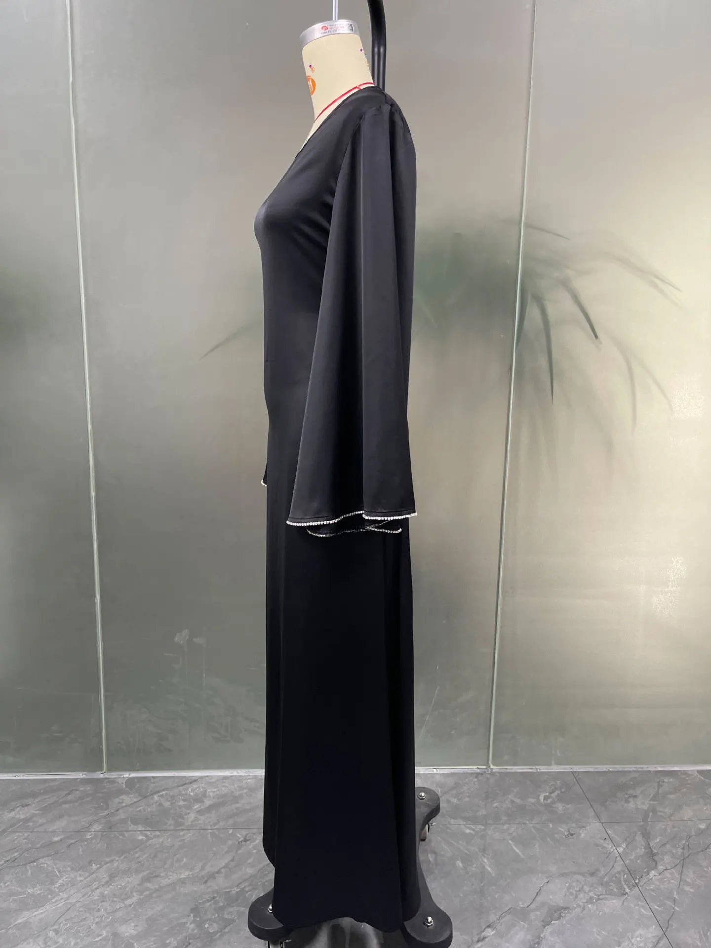 Simple Crystal Abaya